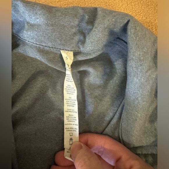 Lululemon Kung Fu Jacket - Picture 8 of 12